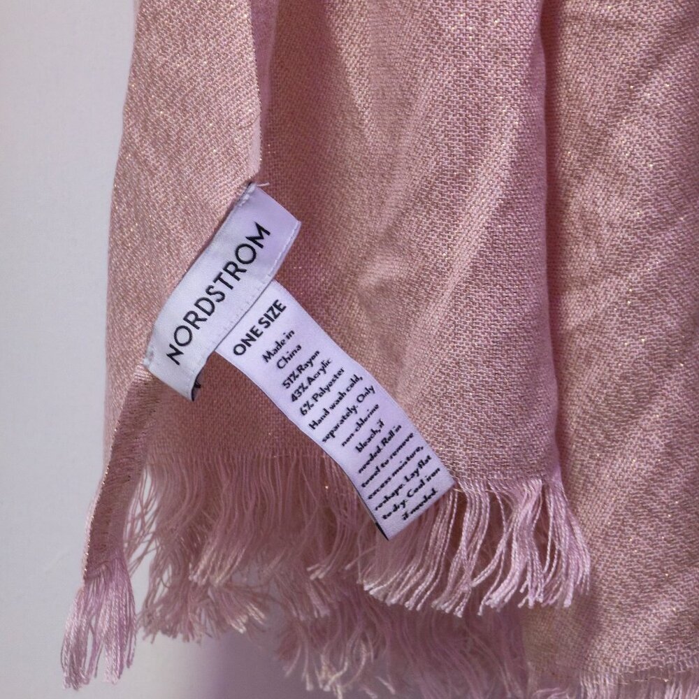 Nordstrom Pink Super Wide Shawl Scarf with Fringe - See Photos - Picture 7 of 7